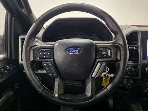 Used 2019 Ford F150 XLT w/ Equipment Group 302A Luxury image 4