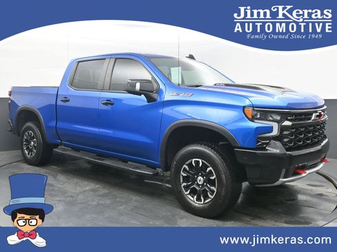 Used 2022 Chevrolet Silverado 1500 ZR2 image 1
