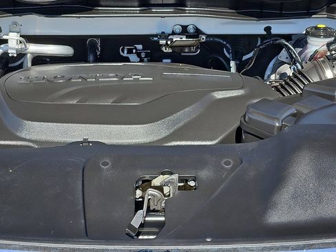 Used 2024 Honda Odyssey Elite image 9