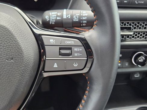 Certified 2025 Honda HR-V Sport image 28