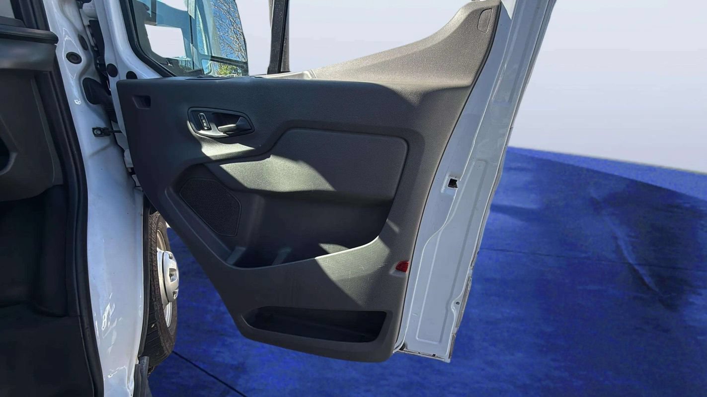 Used 2022 Ford Transit 250 Medium Roof AWD w/ Interior Upgrade Package image 14