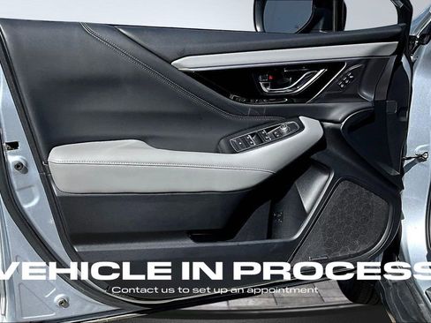 Used 2023 Subaru Outback Limited image 16