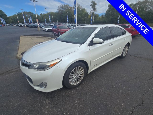 Used 2015 Toyota Avalon Limited FWD image 3