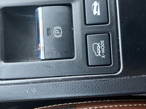 Used 2019 Subaru Outback 2.5i Touring w/ Popular Package #3A AWD/4WD image 36