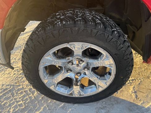 Used 2016 RAM 1500 Classic SLT w/ Luxury Group image 20