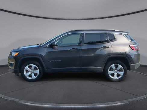 Used 2021 Jeep Compass Latitude AWD/4WD image 5