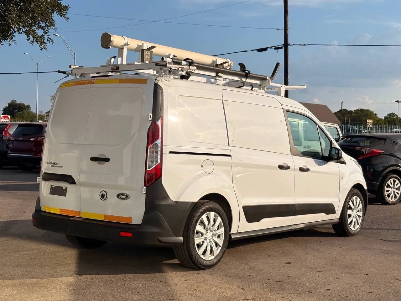 Used 2016 Ford Transit Connect XL FWD image 3