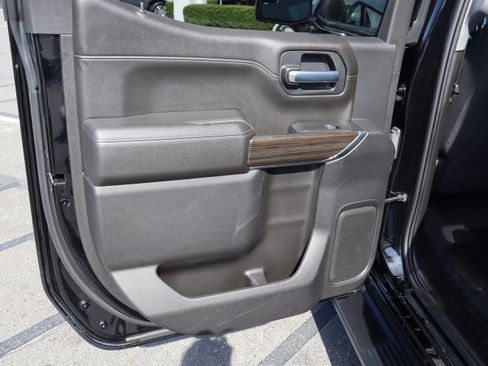 Certified 2022 Chevrolet Silverado 1500 RST image 31