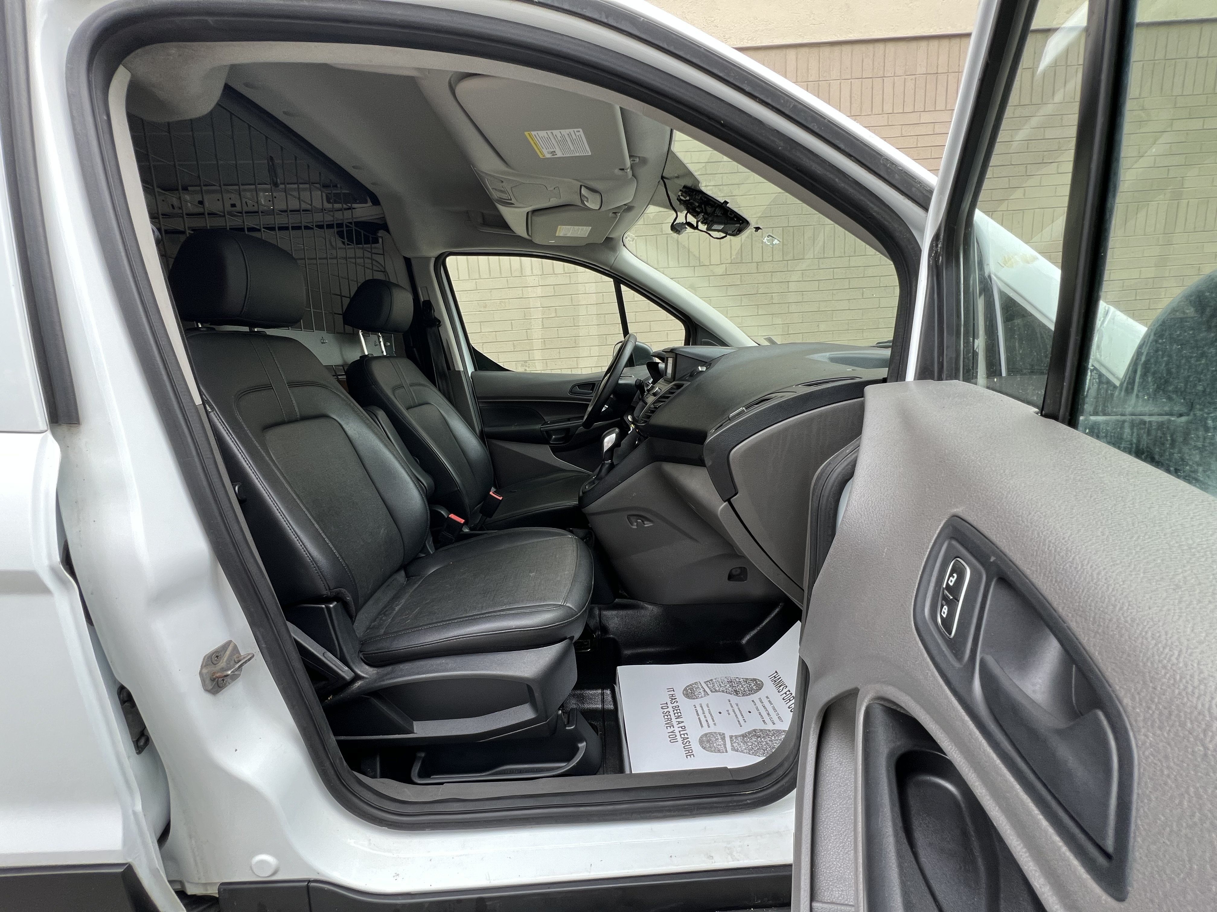 Used 2020 Ford Transit Connect XL FWD image 17