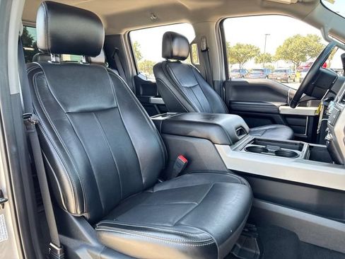 Used 2020 Ford F350 Lariat w/ Lariat Value Package AWD/4WD image 24