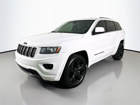 Used 2015 Jeep Grand Cherokee Altitude image 1