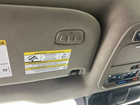 Used 2025 Ford F450 Platinum w/ Platinum Plus Package AWD/4WD image 27