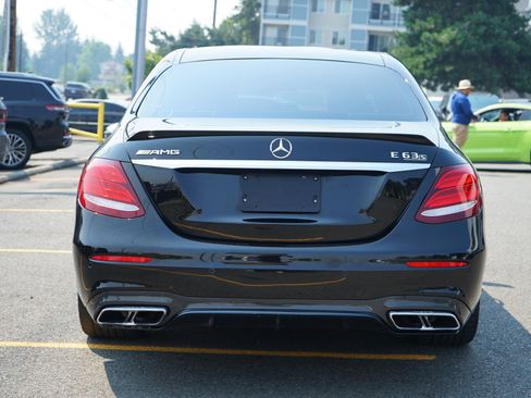 Used 2018 Mercedes-Benz E 63 AMG S image 4