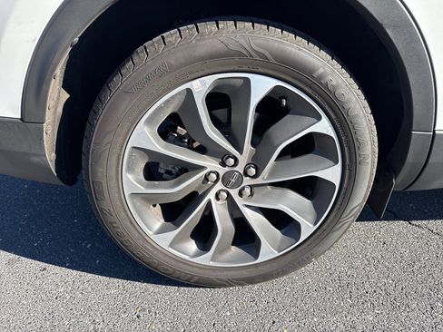 Certified 2021 Lincoln Nautilus Reserve w/ Class II Trailer Tow Package image 11