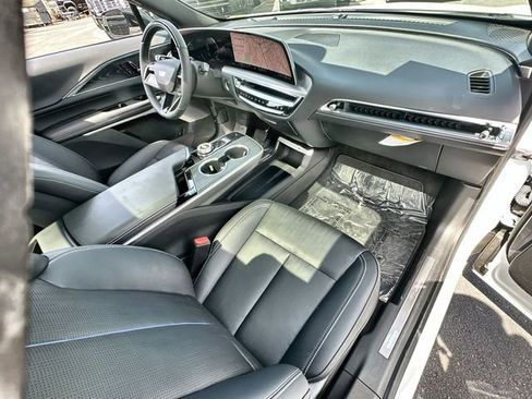 Used 2024 Cadillac Lyriq Luxury image 30