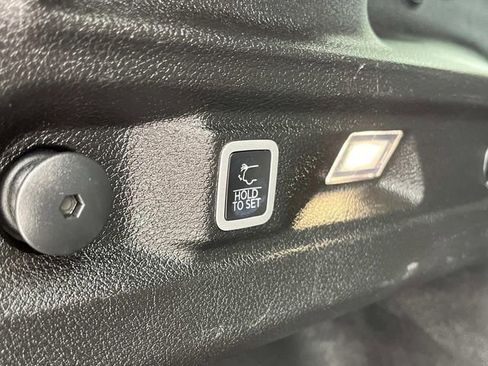 Certified 2024 Jeep Grand Cherokee L Altitude image 33