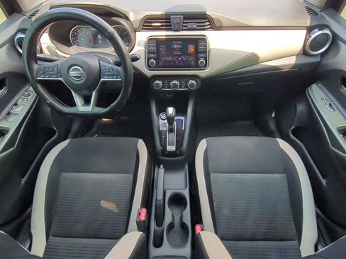 Used 2021 Nissan Versa SV FWD image 15