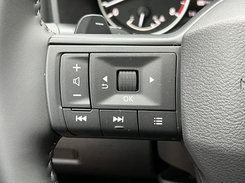 New 2026 Nissan Rogue SV AWD/4WD image 18
