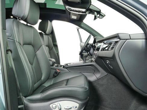 New 2026 Porsche Macan Turbo AWD/4WD image 22