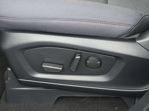 New 2026 Ford Explorer Active RWD image 9