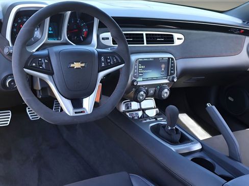 Used 2013 Chevrolet Camaro ZL1 RWD image 16