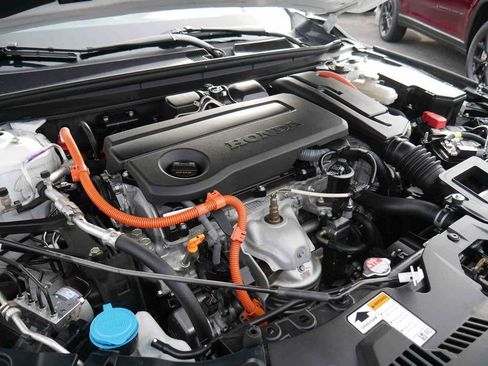 Used 2024 Honda Accord Touring image 12