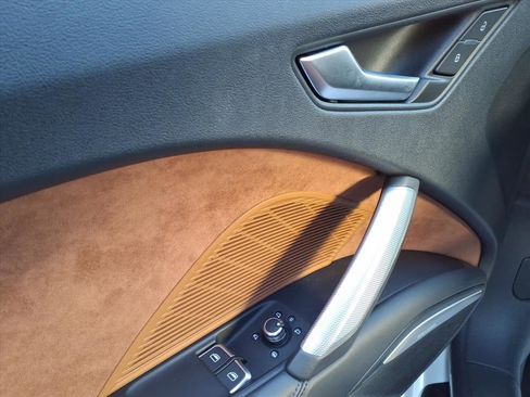 Used 2018 Audi TT 2.0T w/ Technology Package image 11