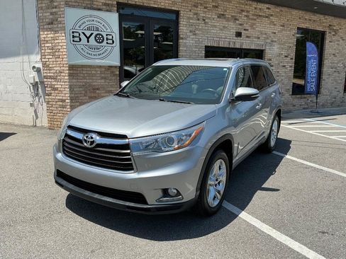 Used 2014 Toyota Highlander Limited FWD image 1
