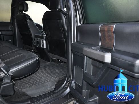 Used 2015 Ford F150 Platinum w/ Equipment Group 701A Luxury image 14