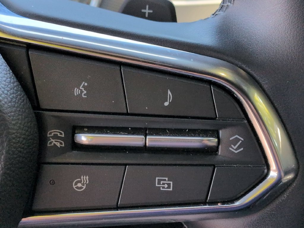 Used 2026 Chevrolet Equinox LT AWD/4WD image 13
