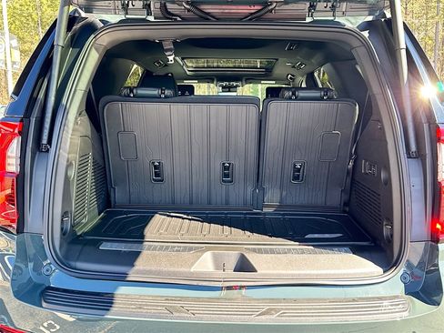 New 2026 GMC Yukon AT4 w/ AT4 Premium Plus Package image 16