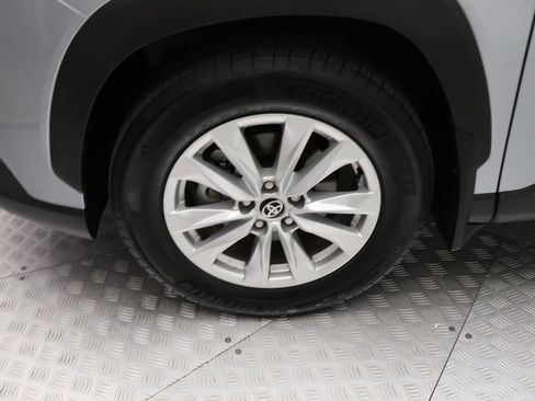 Certified 2026 Toyota Corolla Cross LE FWD image 4