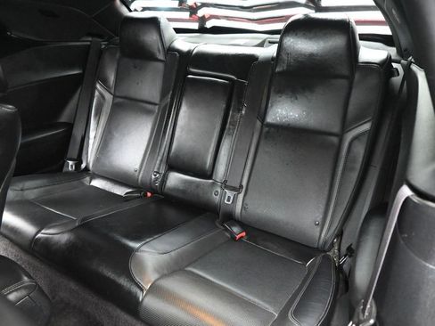 Used 2016 Dodge Challenger SXT Plus RWD image 10