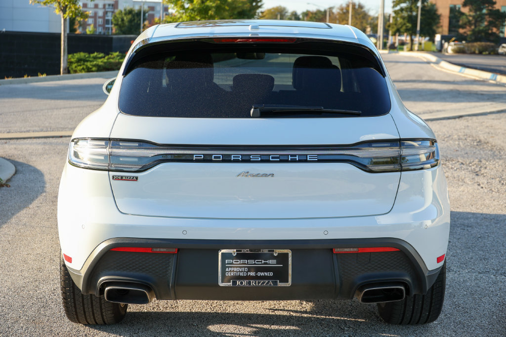 Certified 2026 Porsche Macan AWD/4WD image 17