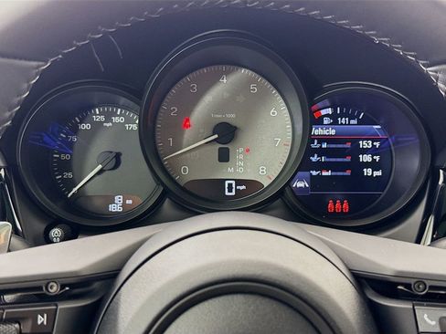 New 2026 Porsche Macan S image 17