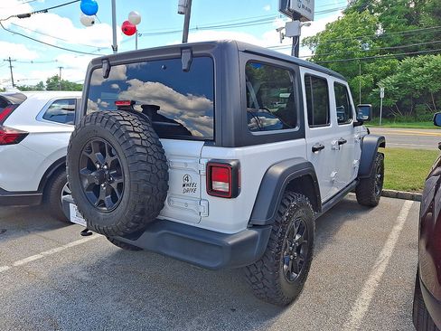 Used 2021 Jeep Wrangler Unlimited Sport AWD/4WD image 15