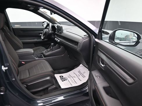 Used 2023 Honda CR-V Sport image 13