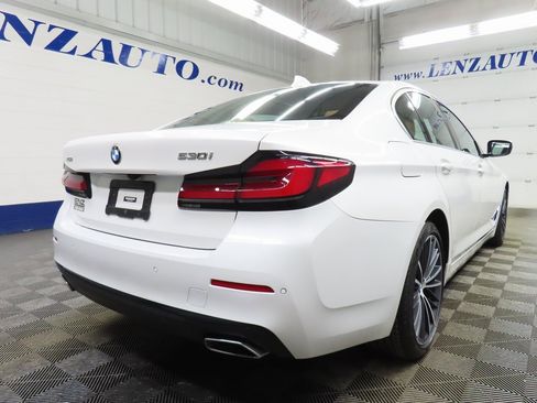 Used 2022 BMW 530i xDrive image 4