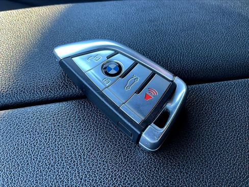 Used 2020 BMW X5 xDrive40i w/ Premium Package image 14