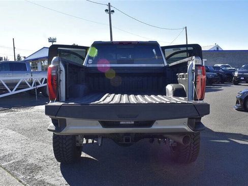 Used 2024 GMC Sierra 3500 Denali Ultimate image 33
