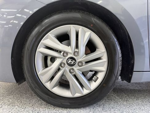 Used 2019 Hyundai Elantra Value Edition FWD image 45