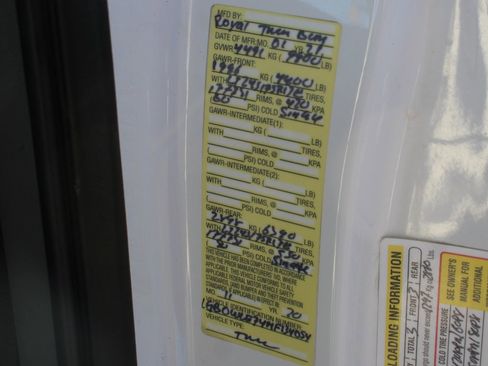 Used 2021 Chevrolet Silverado 2500 W/T image 42