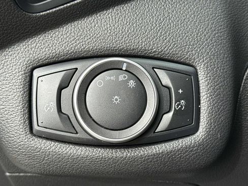 Used 2017 Ford C-MAX SE w/ Cold Weather Package image 42