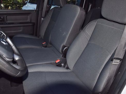 Used 2024 RAM 3500 Tradesman w/ Chrome Appearance Group image 30