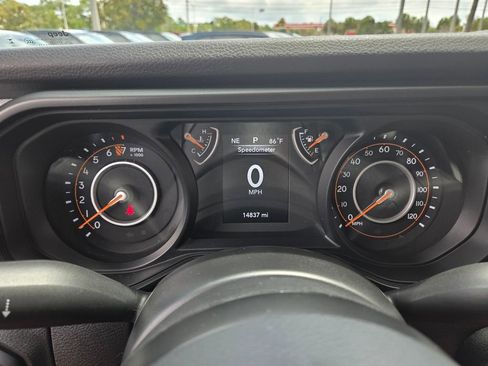 Used 2024 Jeep Gladiator Sport AWD/4WD image 20