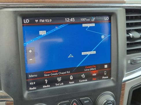 Used 2018 RAM 1500 Laramie w/ Convenience Group AWD/4WD image 12