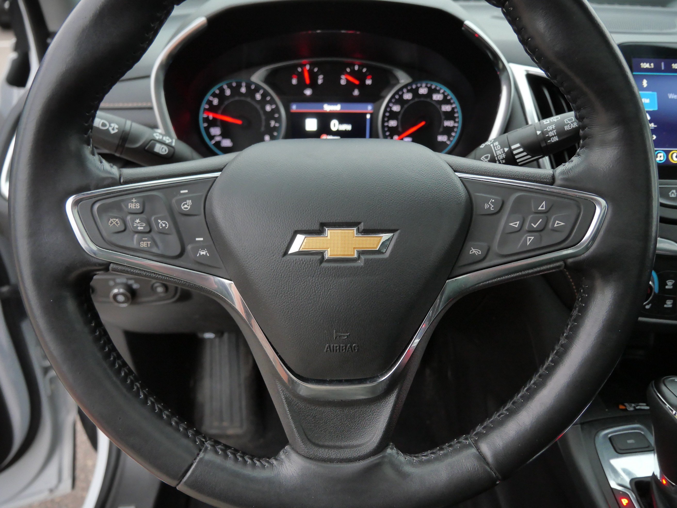 Used 2021 Chevrolet Equinox Premier AWD/4WD image 25