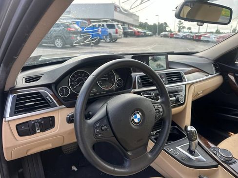 Used 2017 BMW 320i Sedan RWD image 13