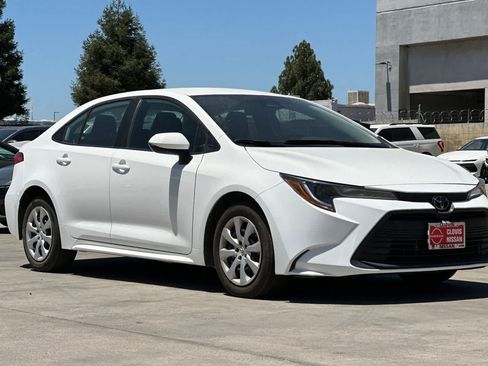 Used 2024 Toyota Corolla LE FWD image 10