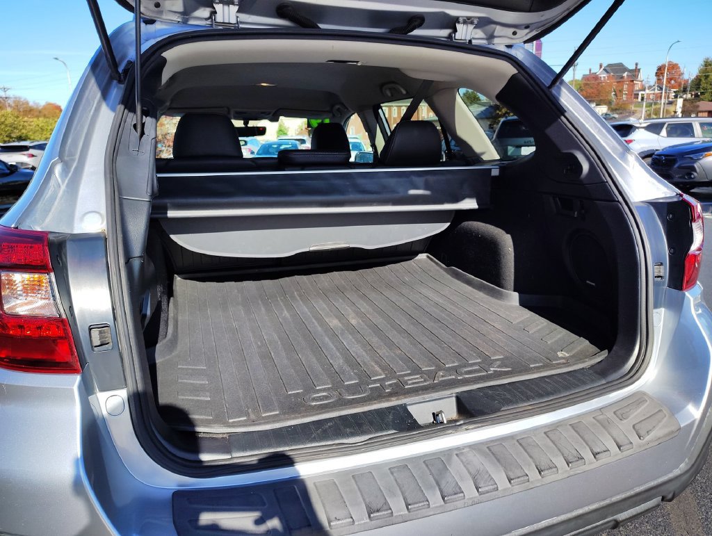 Used 2019 Subaru Outback 2.5i Limited AWD/4WD image 37